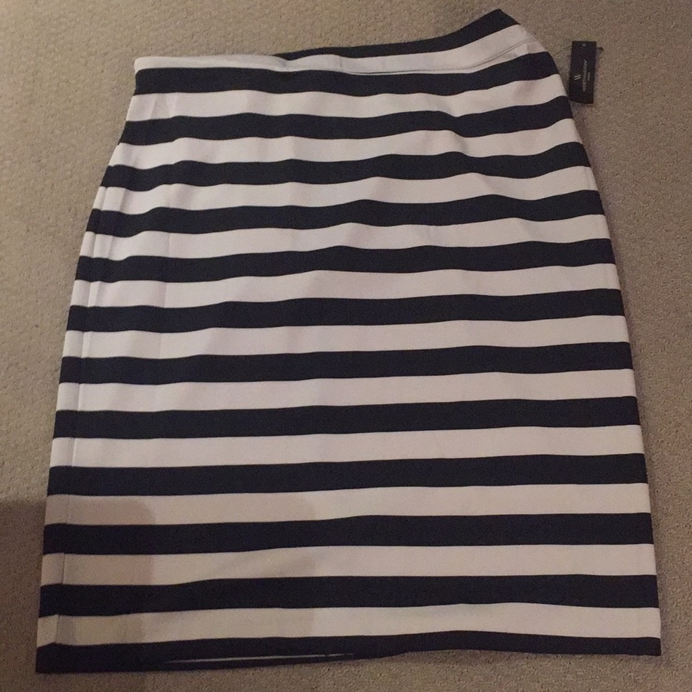 NWT Sz 24W Worthington striped black skirt